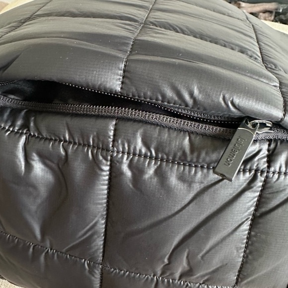 Lululemon Quilted Tote Bag - Picture 4 of 11